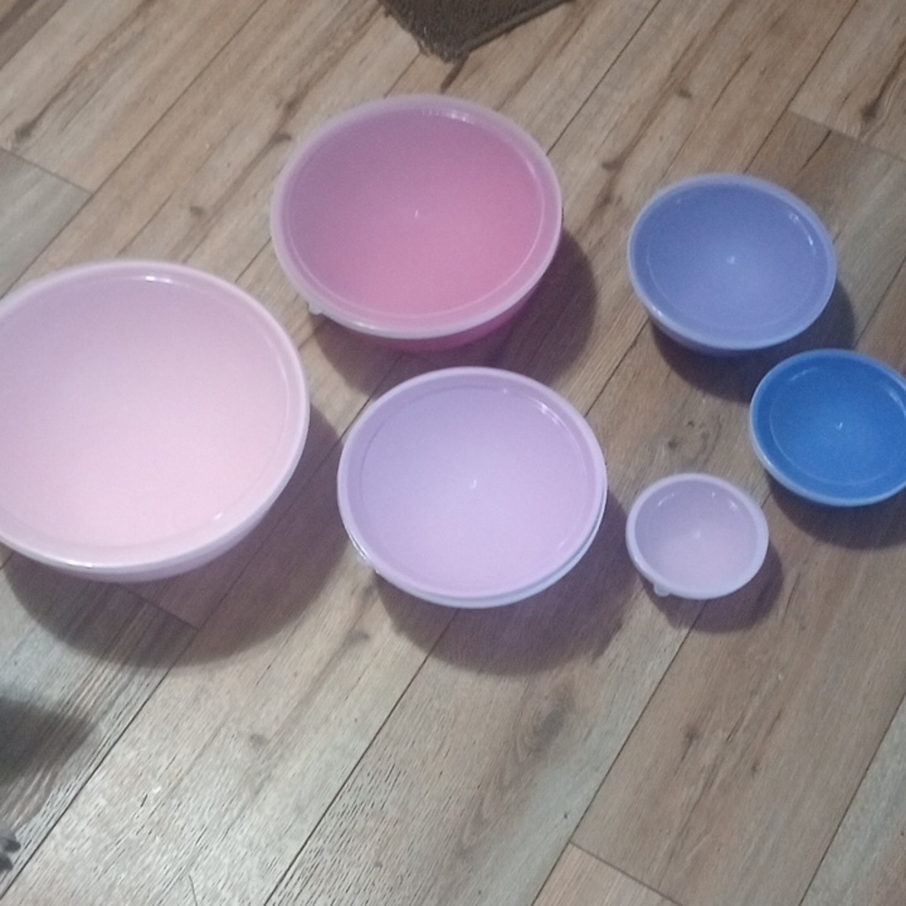 Colorful Mixing Bowl Set